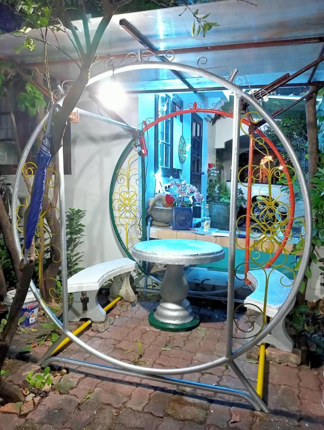 Young And Beautiful Guest house Bangkok